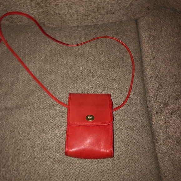 Red Vintage Coach bag - Picture 3 of 6